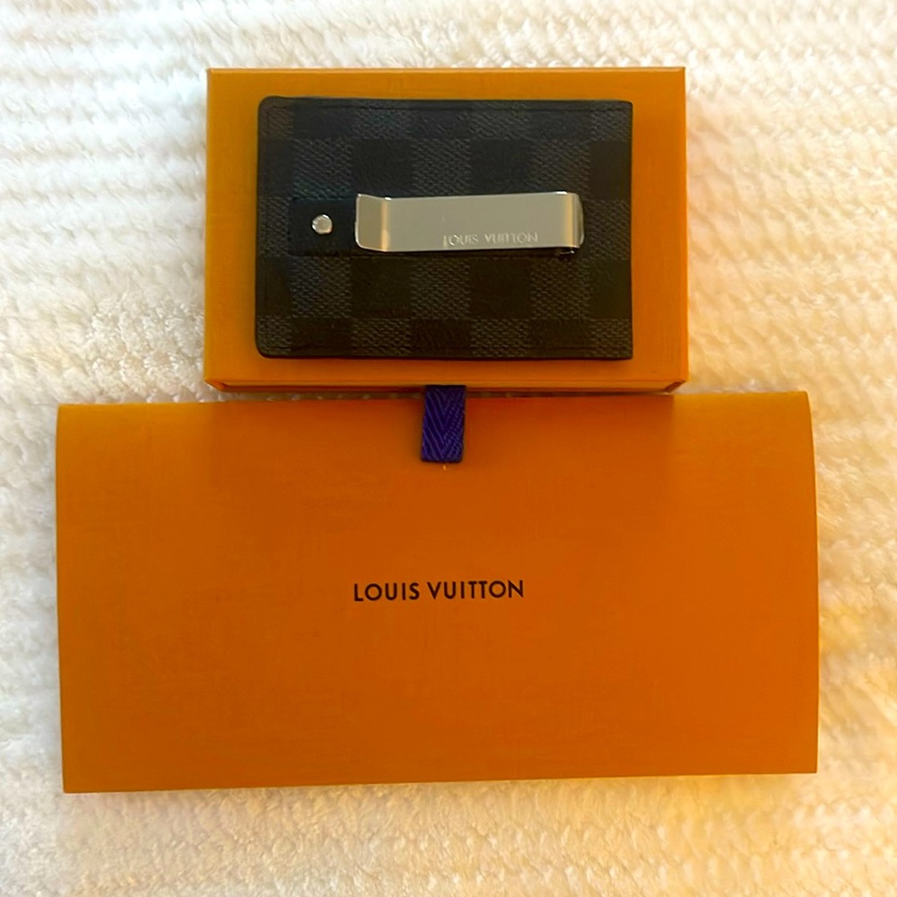 Louis Vuitton card holder/money clip